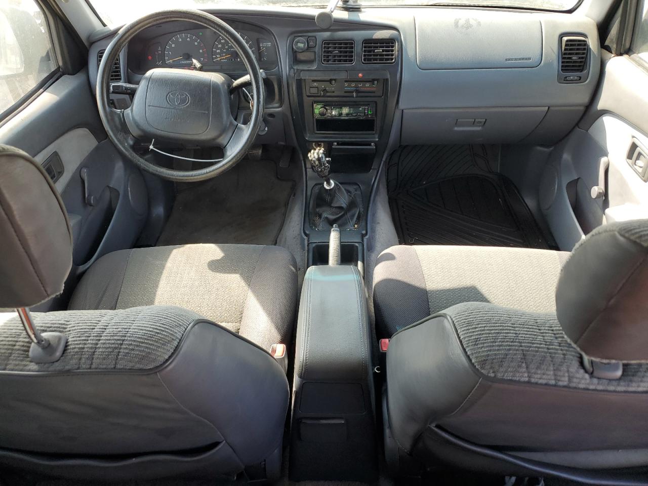 1996 Toyota 4Runner VIN: JT3GM84R9T0004051 Lot: 62720675