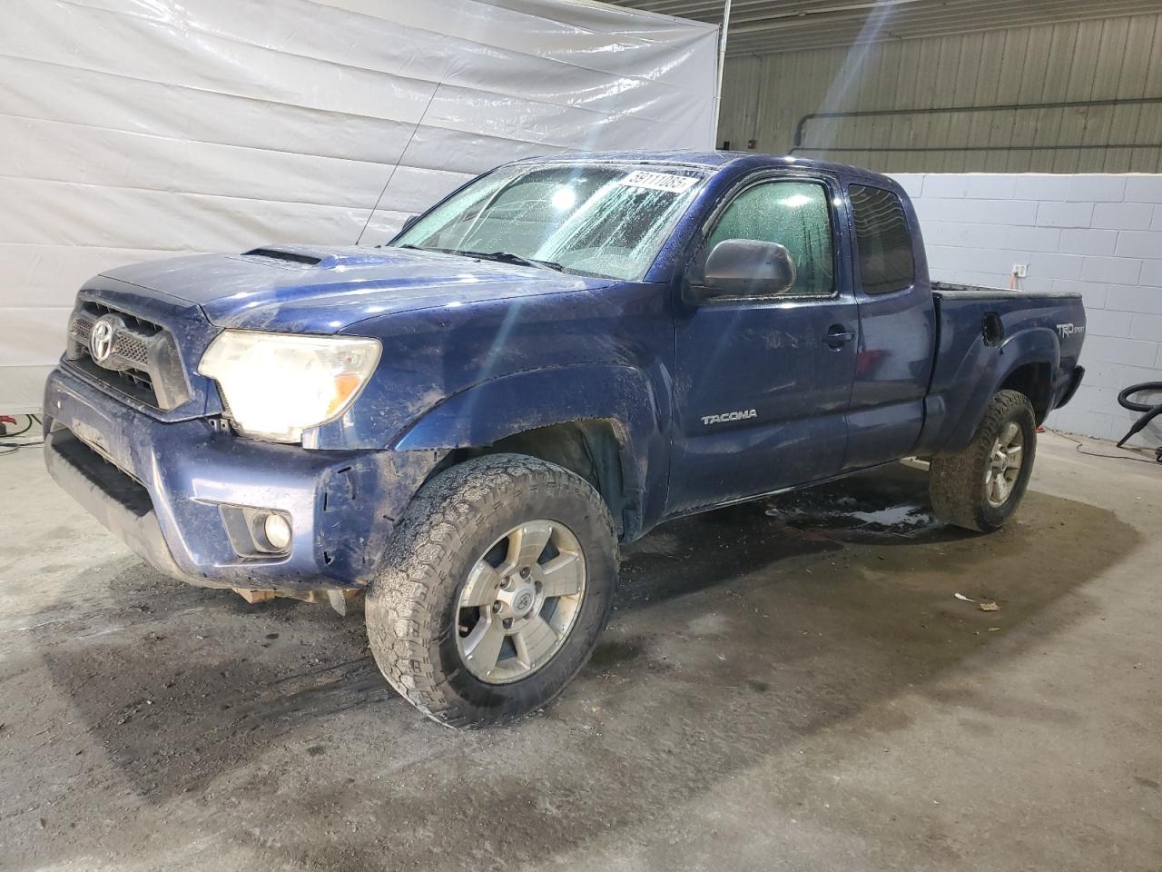 2014 Toyota Tacoma للبيع في Candia، NH - Rollover