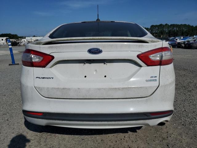 Sedans FORD FUSION 2016 White
