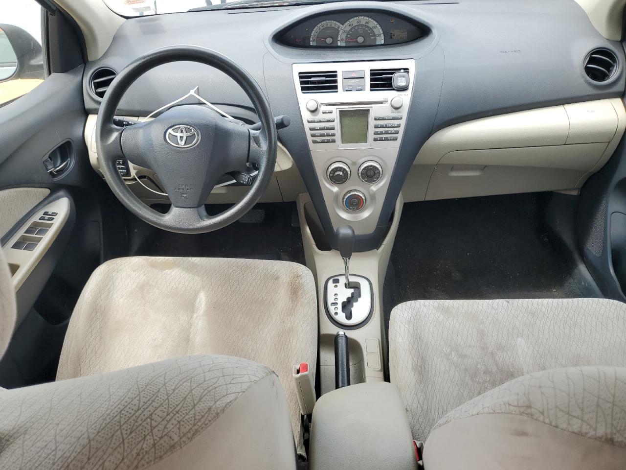 2008 Toyota Yaris VIN: JTDBT923181237646 Lot: 62758175