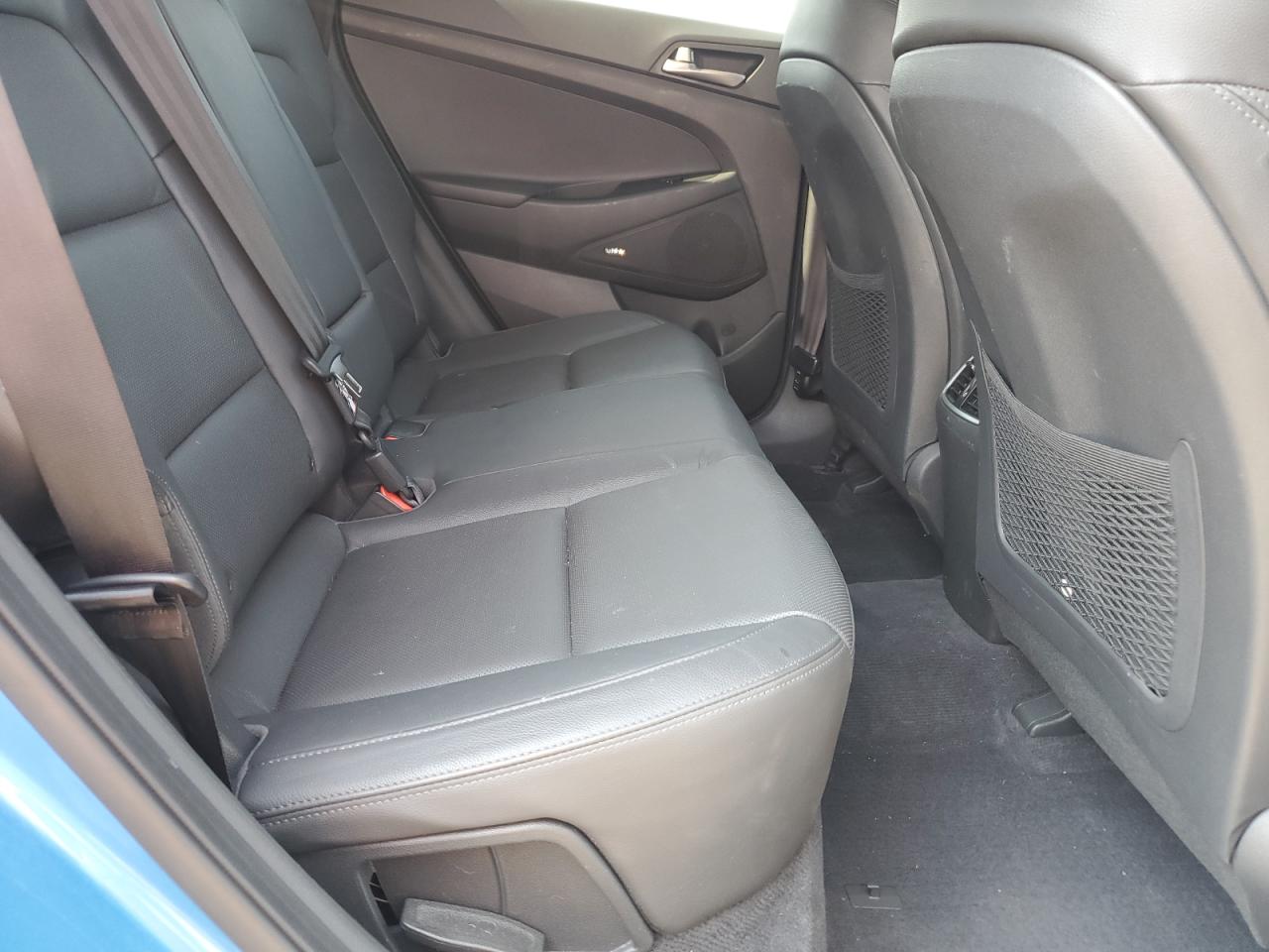 HYUNDAI TUCSON 2018 VIN KM8J33A26JU732569 фото 11