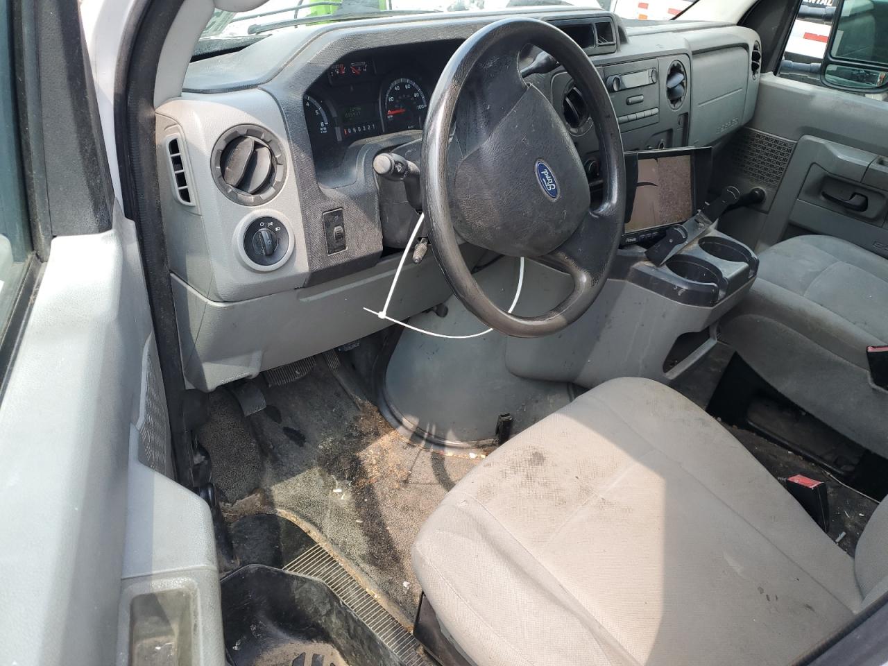 2010 Ford Econoline E350 Super Duty Cutaway Van VIN: 1FDWE3FL2ADA97304 Lot: 57676545