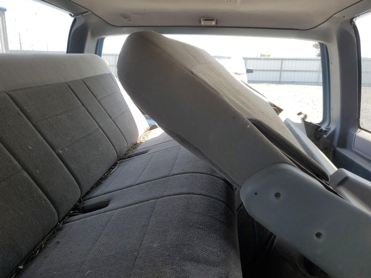 1996 Ford Bronco Ii VIN: 1FMCU14T8LUA08609 Lot: 61144575