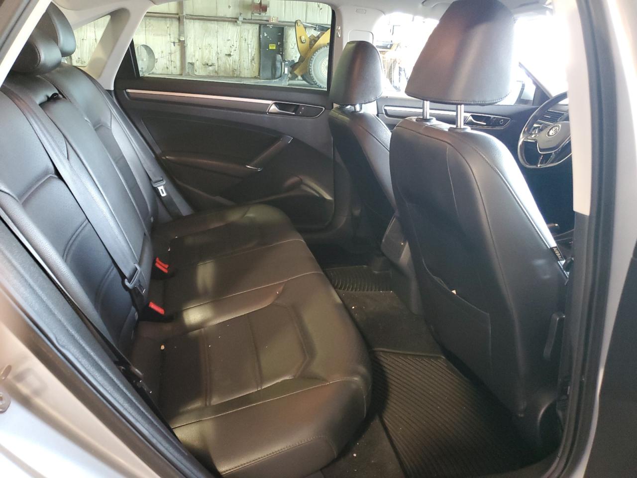 2017 Volkswagen Passat R-Line VIN: 1VWDT7A36HC083404 Lot: 61595205