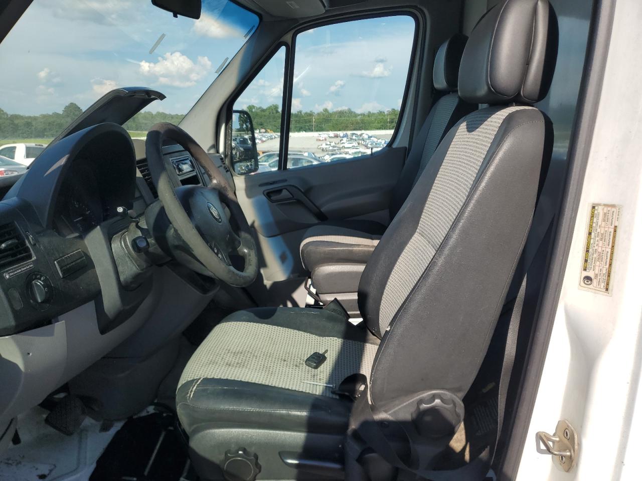 2007 Dodge Sprinter 2500 VIN: WD0PE845175172272 Lot: 61838735