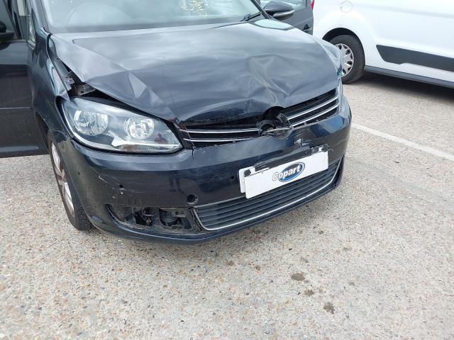 2012 VOLKSWAGEN TOURAN SE