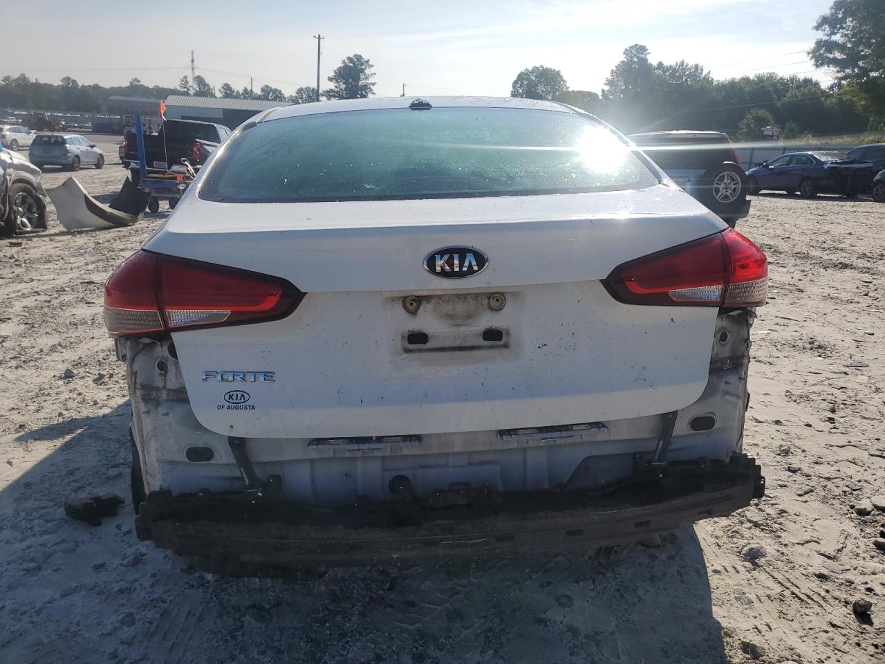 2018 Kia Forte Lx VIN: 3KPFK4A75JE234344 Lot: 59855085