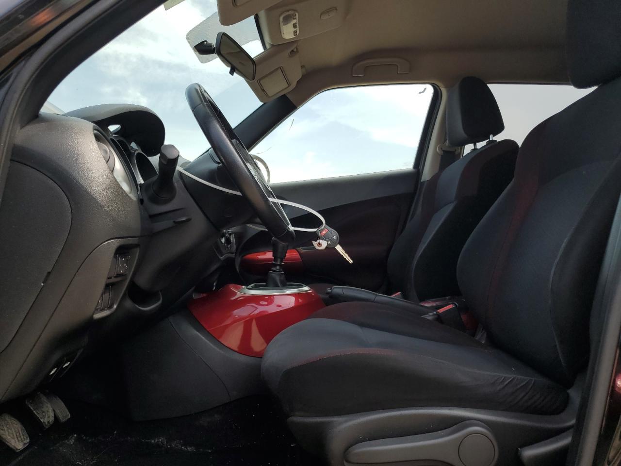 2014 Nissan Juke S VIN: JN8AF5MR6ET352275 Lot: 62381165