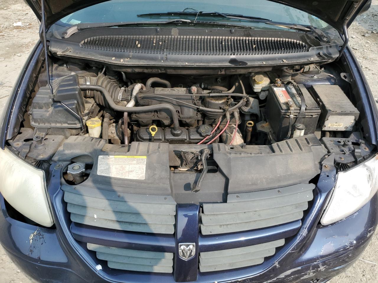 2005 Dodge Grand Caravan Se VIN: 2D4GP24R85R352239 Lot: 58989525