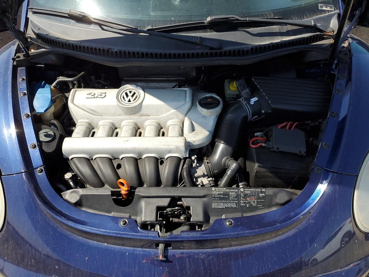 2006 Volkswagen New Beetle Convertible Option Package 2 VIN: 3VWSF31Y46M316128 Lot: 60202375