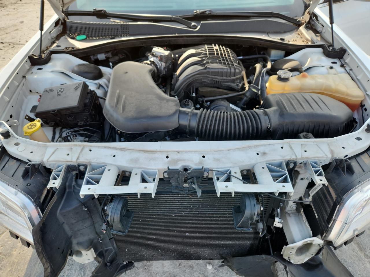 2019 Chrysler 300 Touring VIN: 2C3CCAAG6KH662254 Lot: 60651405