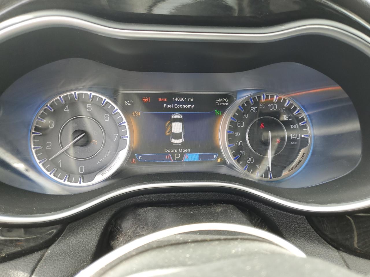 2015 Chrysler 200 C VIN: 1C3CCCCG0FN524327 Lot: 61791305