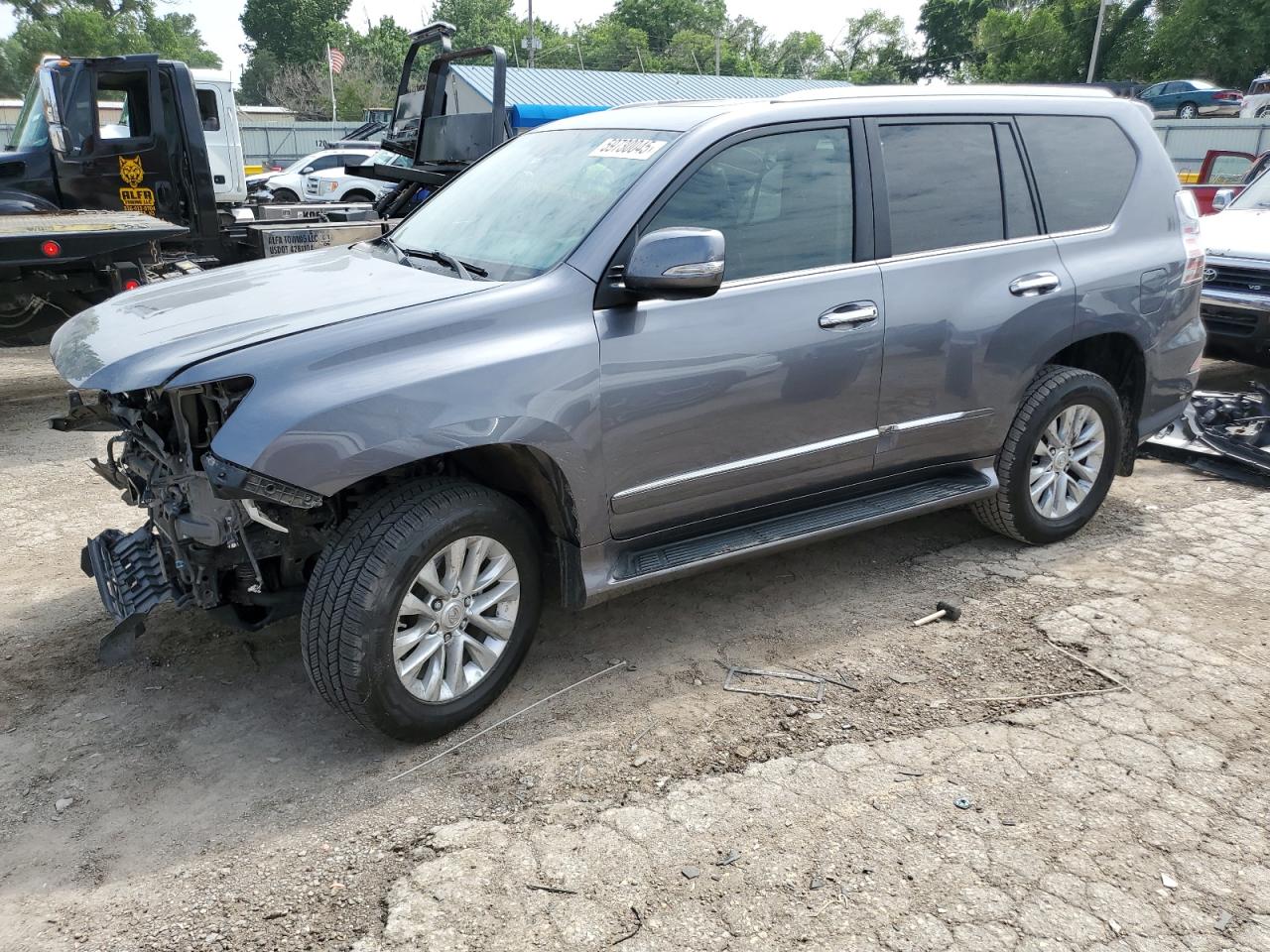 2016 Lexus Gx 460 للبيع في Wichita، KS - Front End
