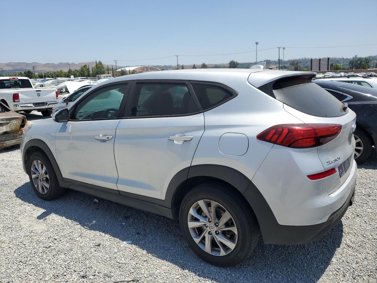 HYUNDAI TUCSON 2019 VIN KM8J23A46KU941641 photo 2