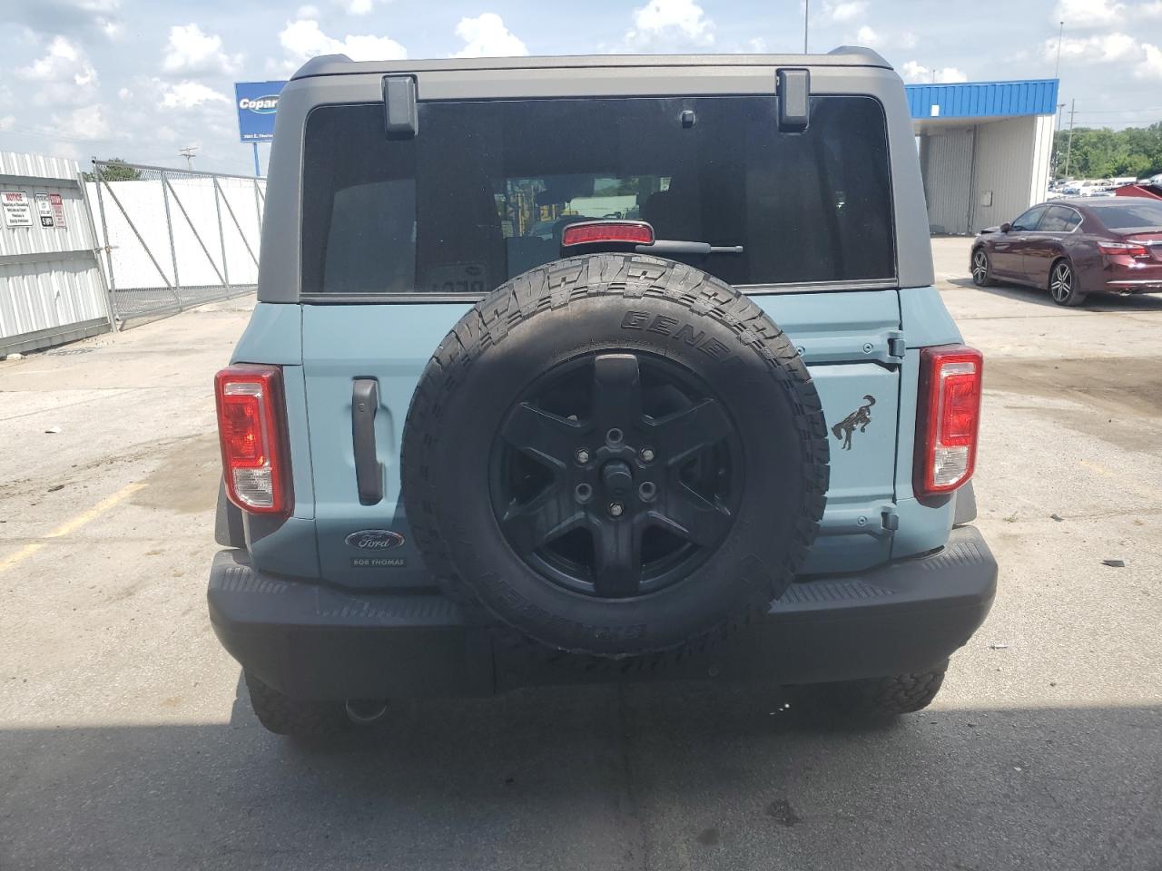 2022 Ford Bronco Base VIN: 1FMEE5DP6NLA96262 Lot: 62369335