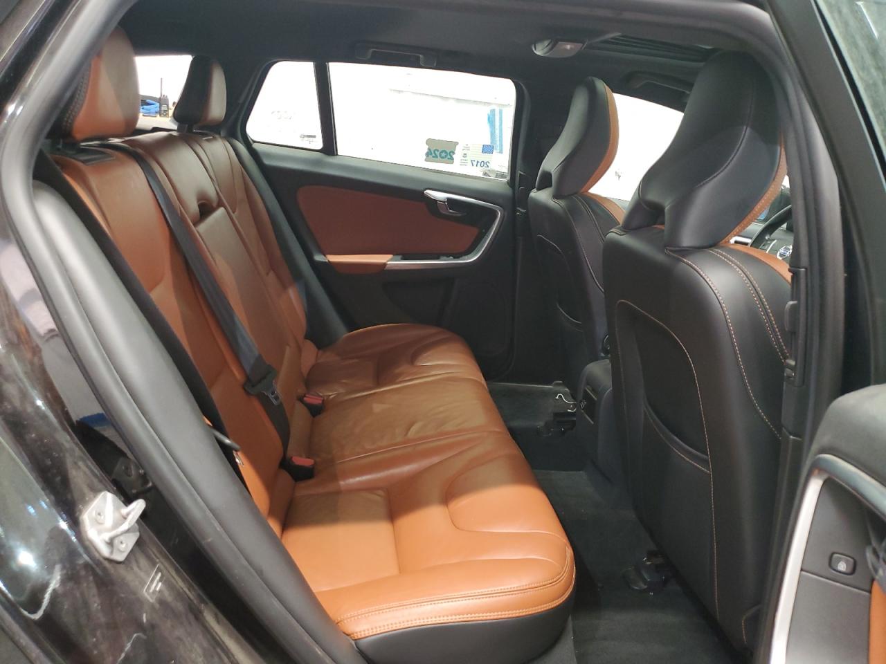 2015 Volvo V60 Premier VIN: YV126MEB7F1189168 Lot: 61829875