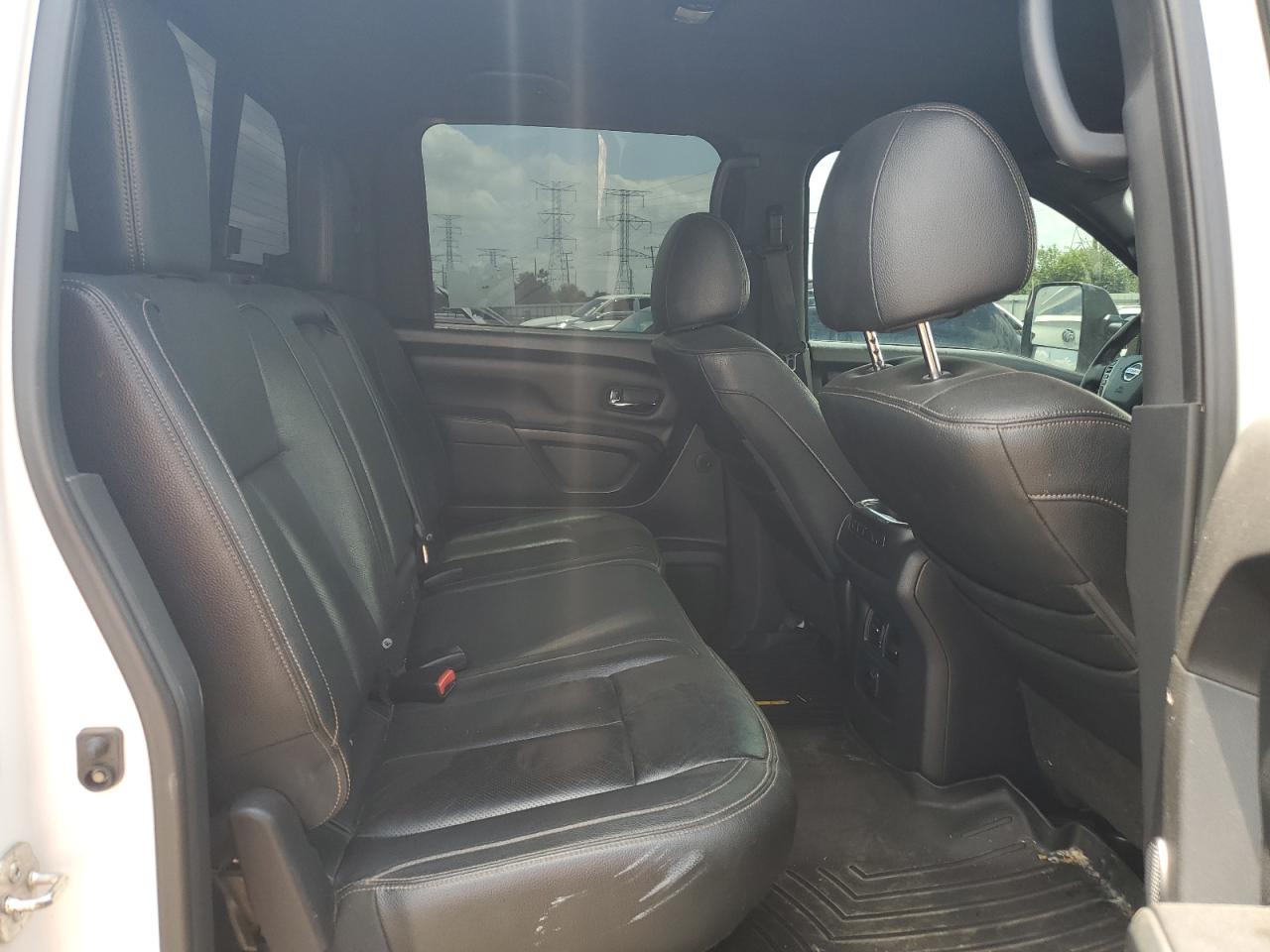2018 Nissan Titan Xd Sl VIN: 1N6BA1F45JN528964 Lot: 62143025