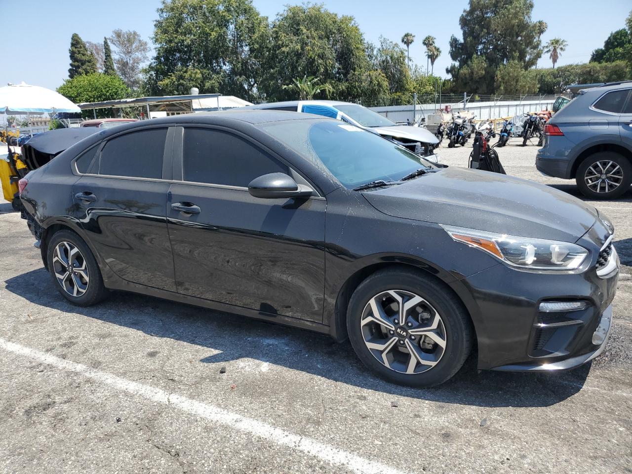 KIA FORTE 2019 VIN 3KPF24AD3KE072091 photo 4