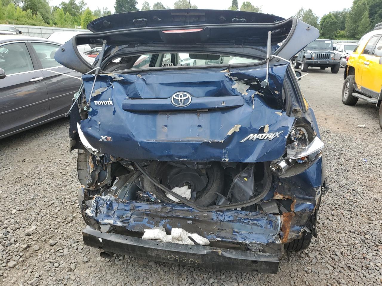 2005 Toyota Corolla Matrix Xr VIN: 2T1KR32E45C325563 Lot: 62763425