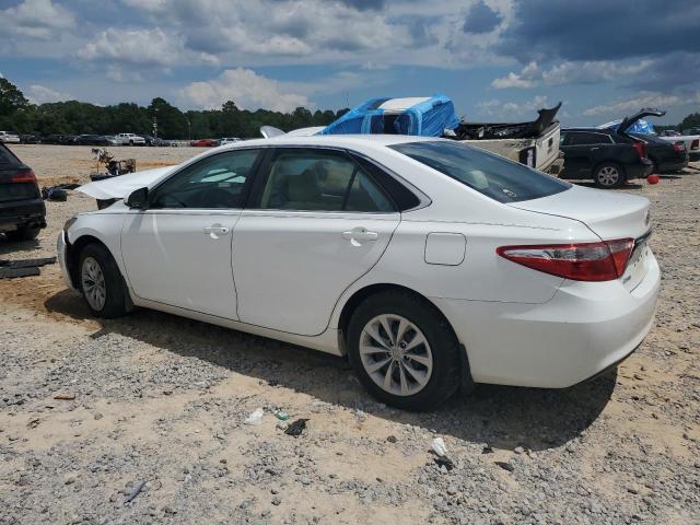 Sedans TOYOTA CAMRY 2016 Biały