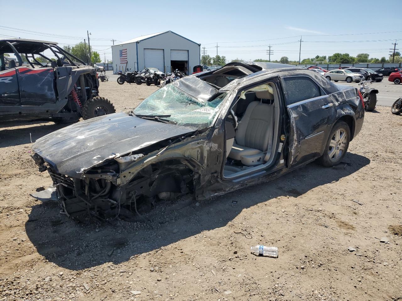 2006 Chrysler 300C for Sale in Nampa, ID - Rollover