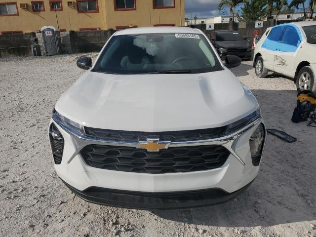  CHEVROLET TRAX 2024 Biały
