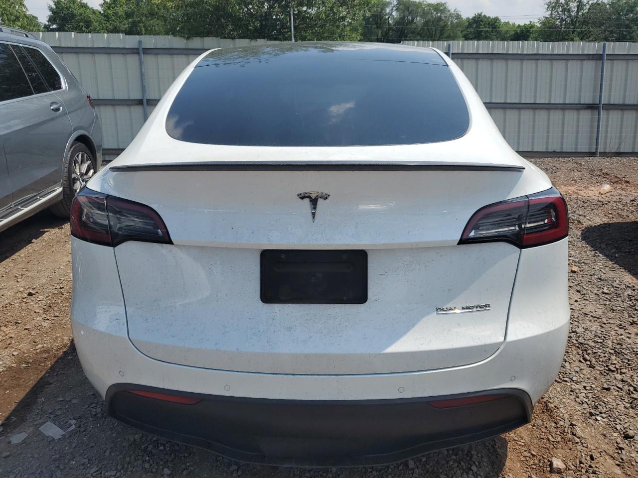 2022 Tesla Model Y VIN: 7SAYGDEF2NF540058 Lot: 63110375