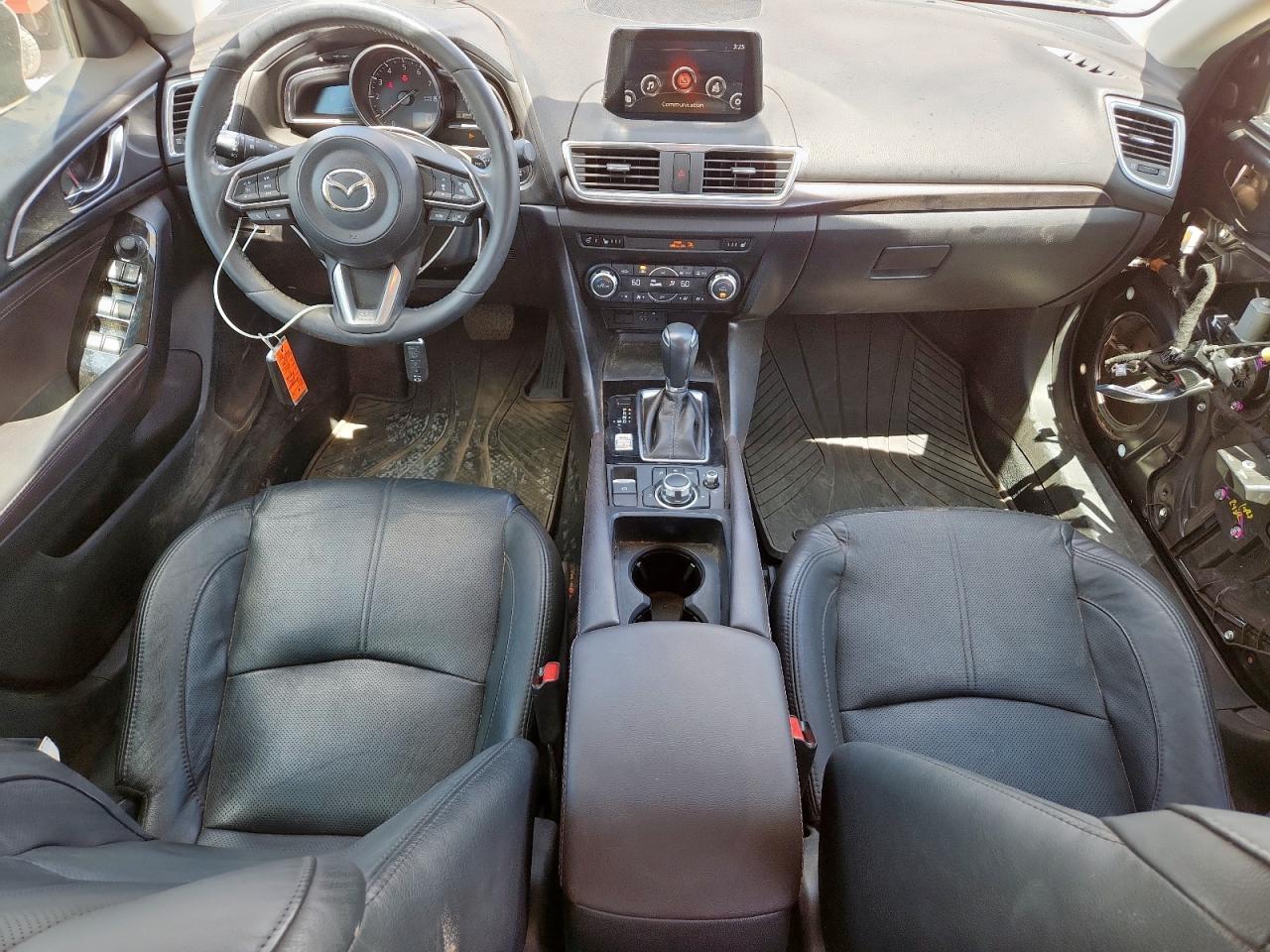 2018 Mazda 3 Grand Touring VIN: 3MZBN1W32JM264379 Lot: 62532705