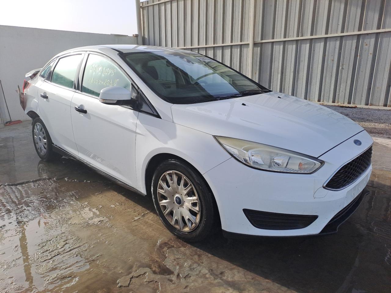 WF0BC2MB8GLD45647 FORD FOCUS Photo 1