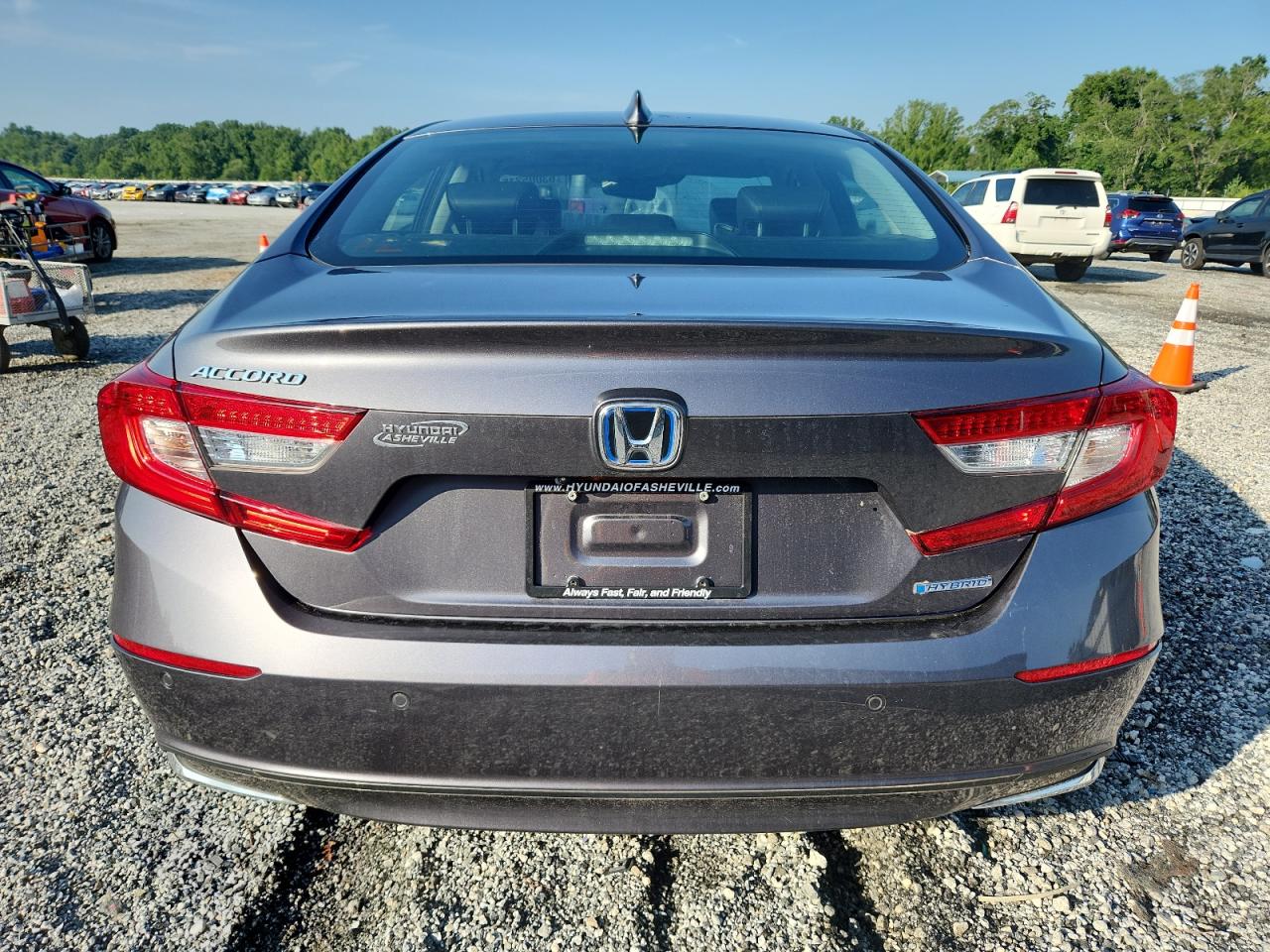 2022 Honda Accord Hybrid Exl VIN: 1HGCV3F55NA008889 Lot: 63005215