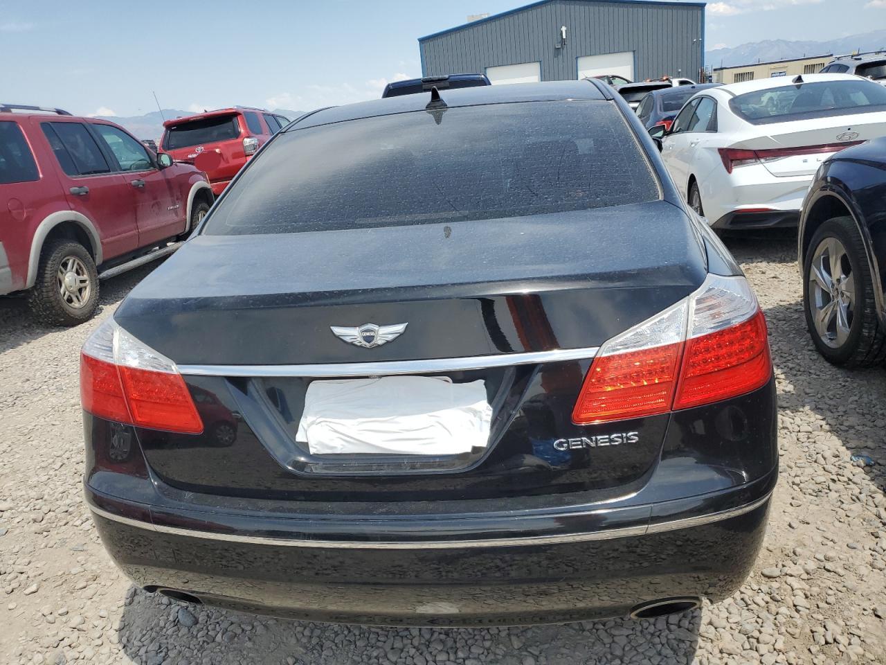 2011 Hyundai Genesis 3.8L VIN: KMHGC4DE8BU117514 Lot: 62162365