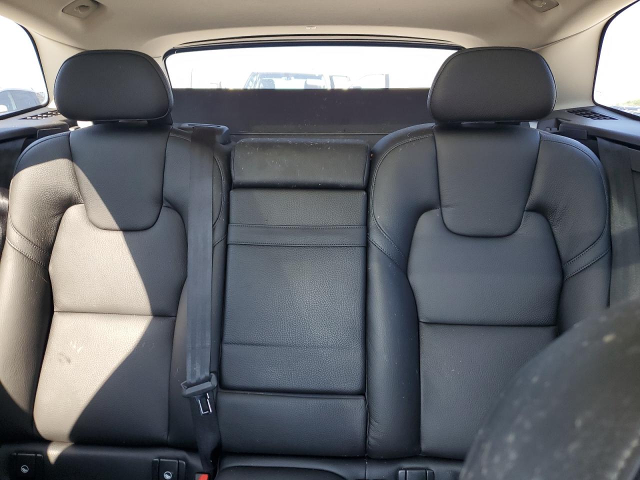 2018 Volvo Xc60 T5 Momentum VIN: YV4102RK9J1035391 Lot: 62357195