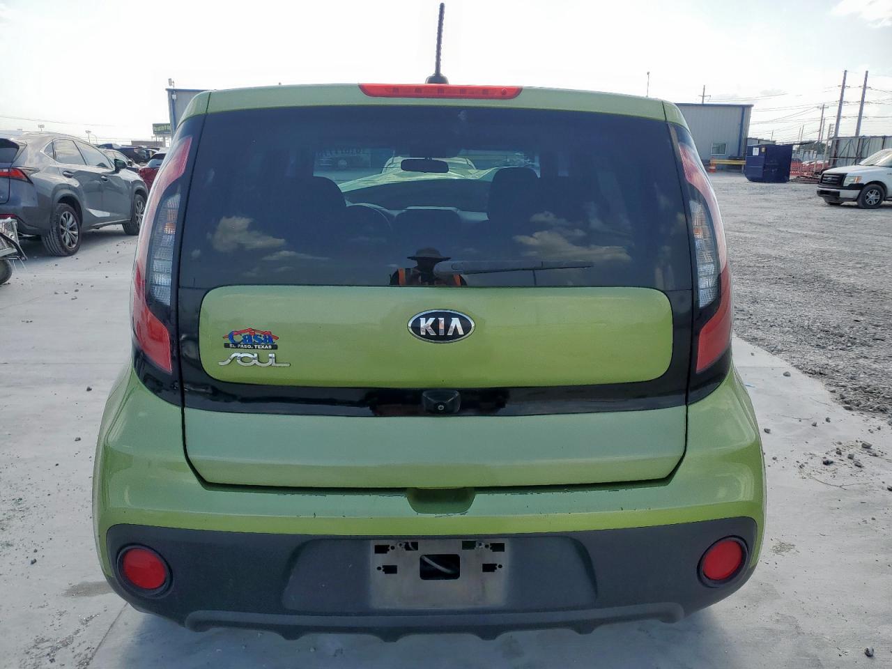 2017 Kia Soul VIN: KNDJN2A20H7883098 Lot: 61677775