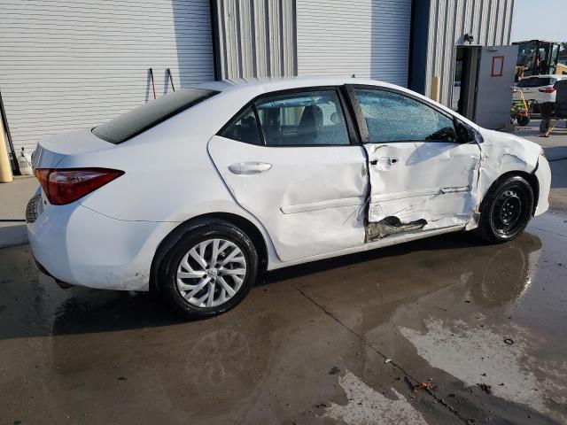  TOYOTA COROLLA 2018 Белы