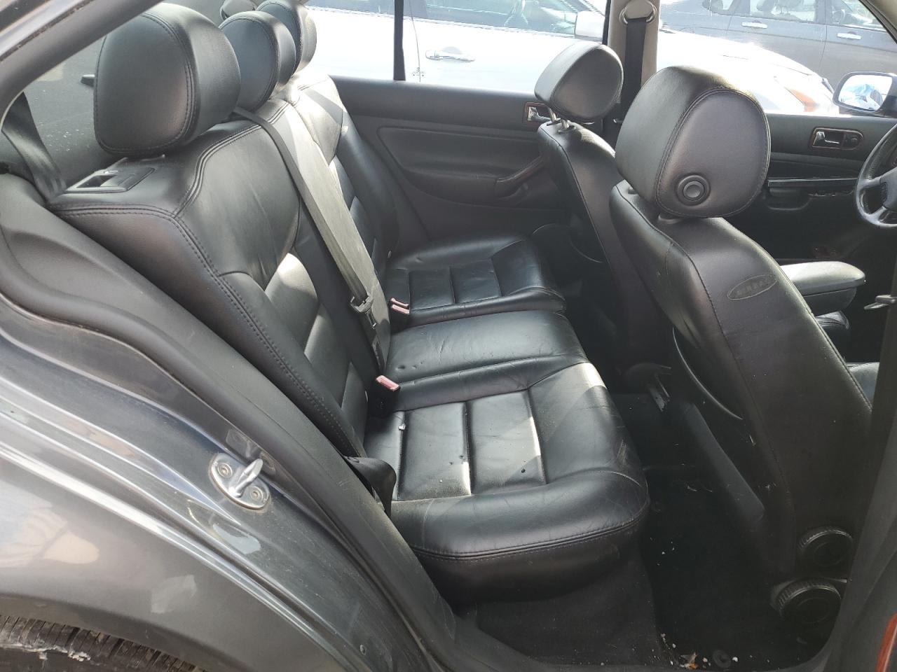 2003 Volkswagen Jetta Gls VIN: 3VWSK69M43M048983 Lot: 58533595