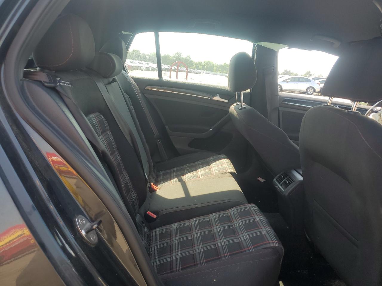 2015 Volkswagen Gti VIN: 3VW4T7AU4FM041558 Lot: 62284765