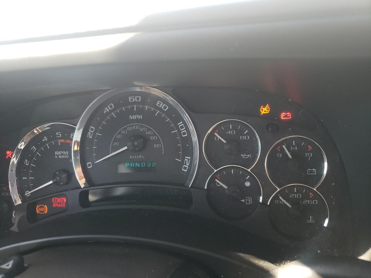 2005 Cadillac Escalade Luxury VIN: 1GYEK63N25R163062 Lot: 61585005