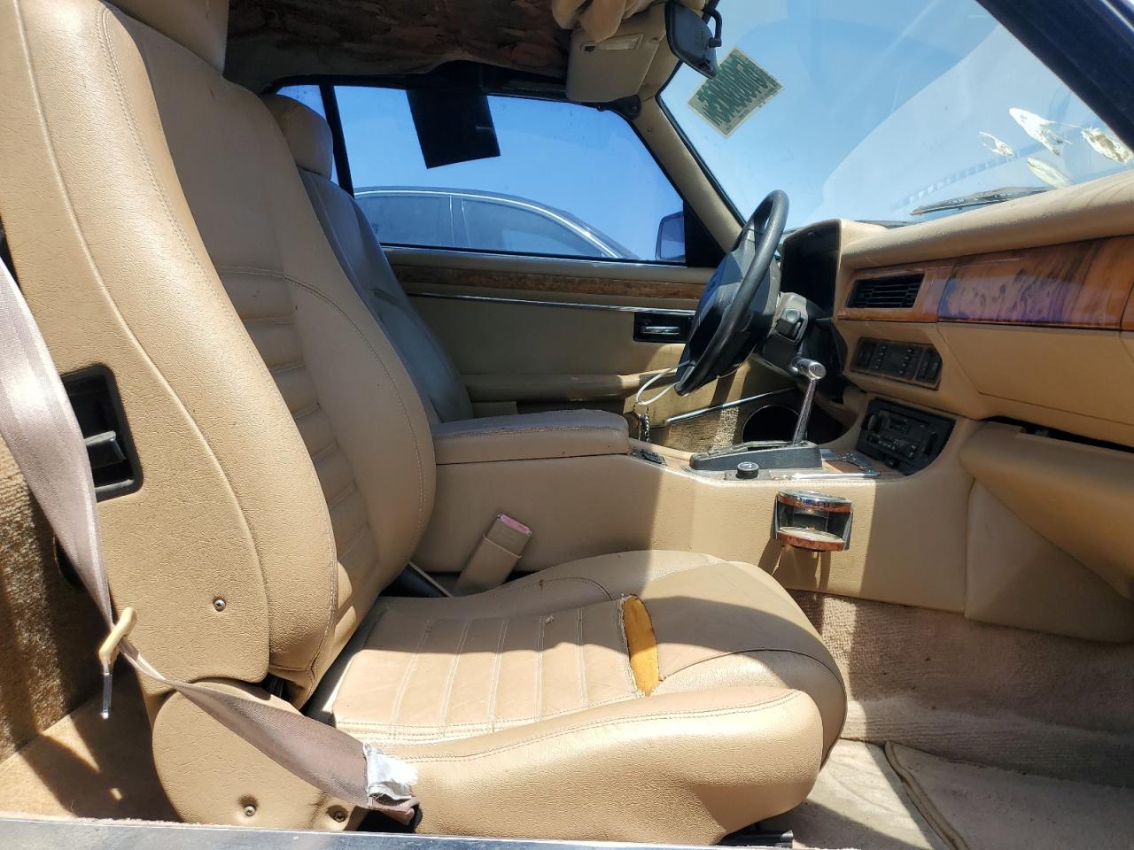 1994 Jaguar Xjs VIN: SAJNX4748RC188121 Lot: 61803865