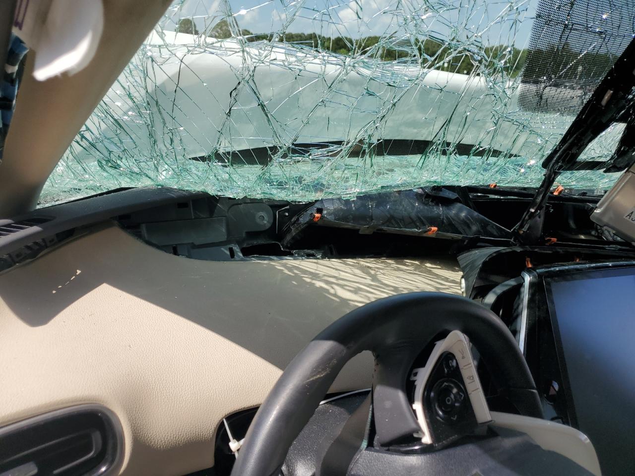 2018 Toyota Prius VIN: JTDKARFU7J3063942 Lot: 61421645