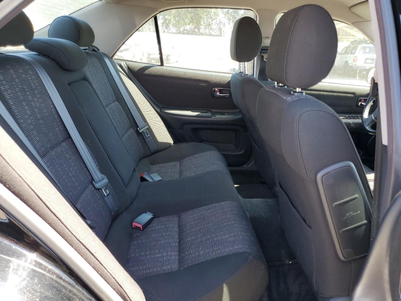 2001 Lexus Is 300 VIN: JTHBD182010026753 Lot: 61403065