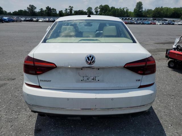  VOLKSWAGEN PASSAT 2019 White