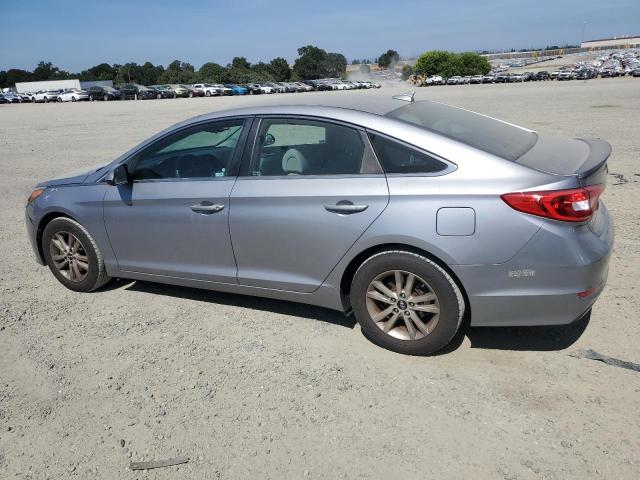 Sedans HYUNDAI SONATA 2016 Srebrny
