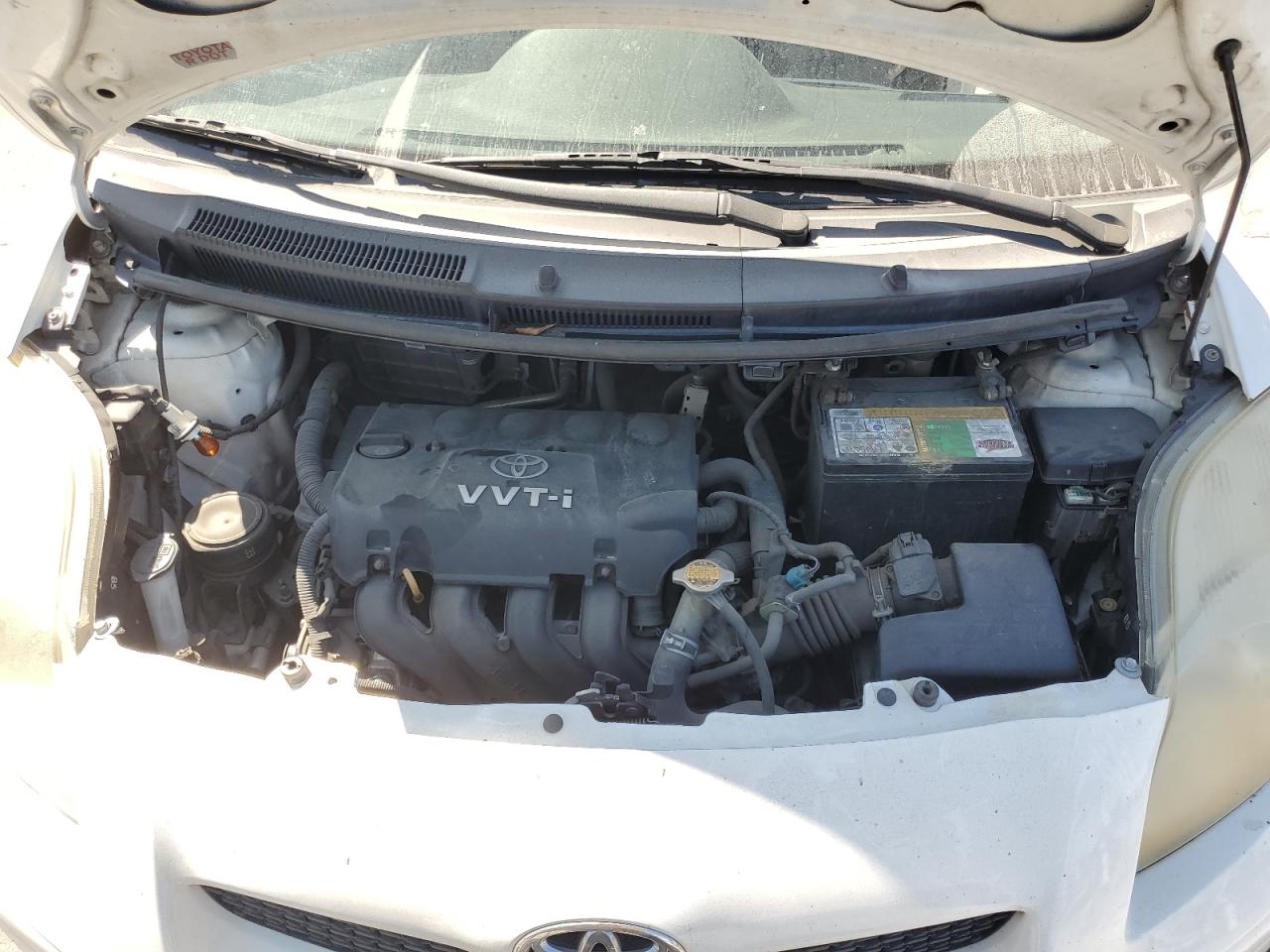 2011 Toyota Yaris VIN: JTDJT4K38B5328427 Lot: 61684315