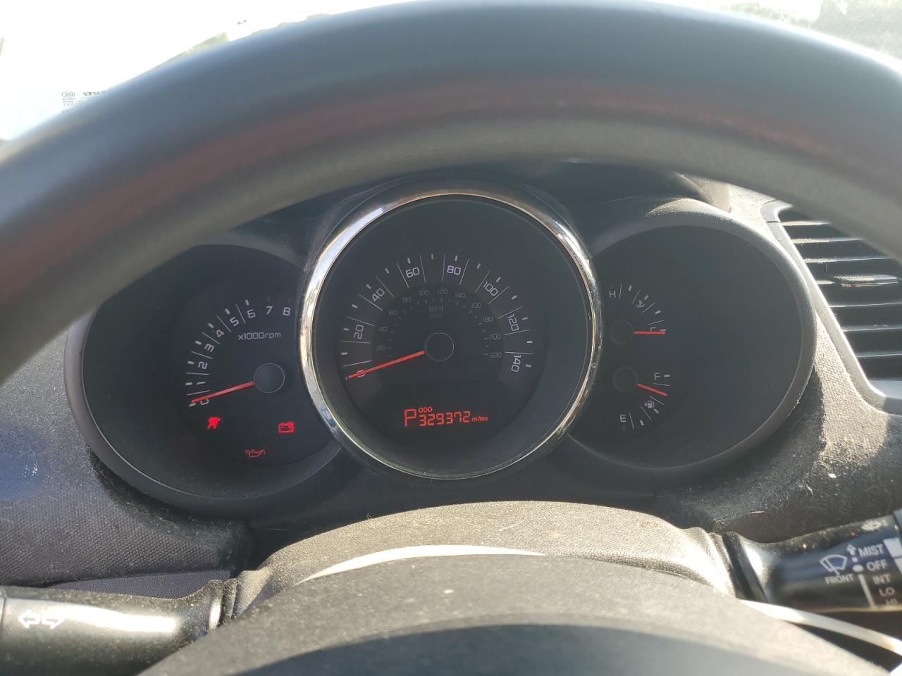 2011 Kia Soul + VIN: KNDJT2A22B7710888 Lot: 62119715