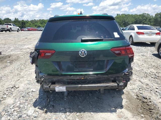  VOLKSWAGEN TIGUAN 2021 Зеленый