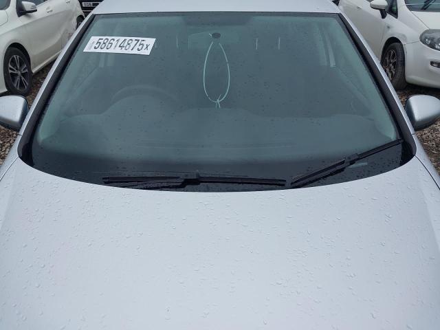 2010 VOLKSWAGEN GOLF S TDI