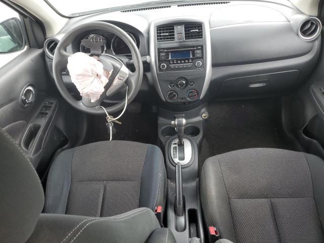  NISSAN VERSA 2017 Biały