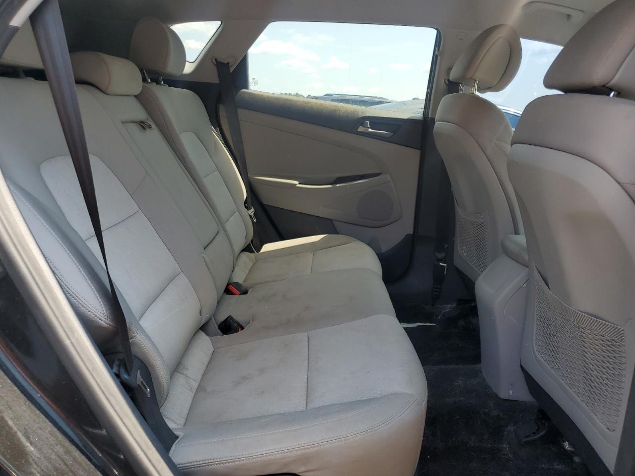 HYUNDAI TUCSON 2016 VIN KM8J33A40GU060180 фото 11