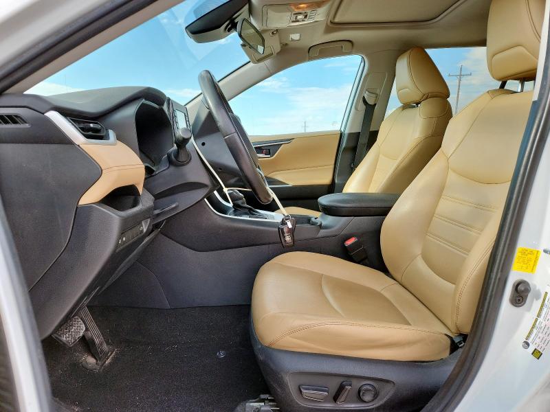  TOYOTA RAV4 2019 Белы