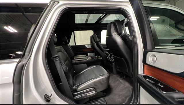  LINCOLN NAVIGATOR 2019 Silver